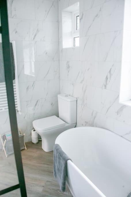 Coastal Haven In Leigh-On-Sea Apartment เซาเทนด์ ออน ซี ภายนอก รูปภาพ
