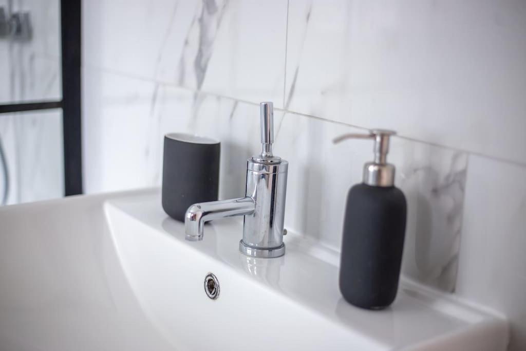 Coastal Haven In Leigh-On-Sea Apartment เซาเทนด์ ออน ซี ภายนอก รูปภาพ